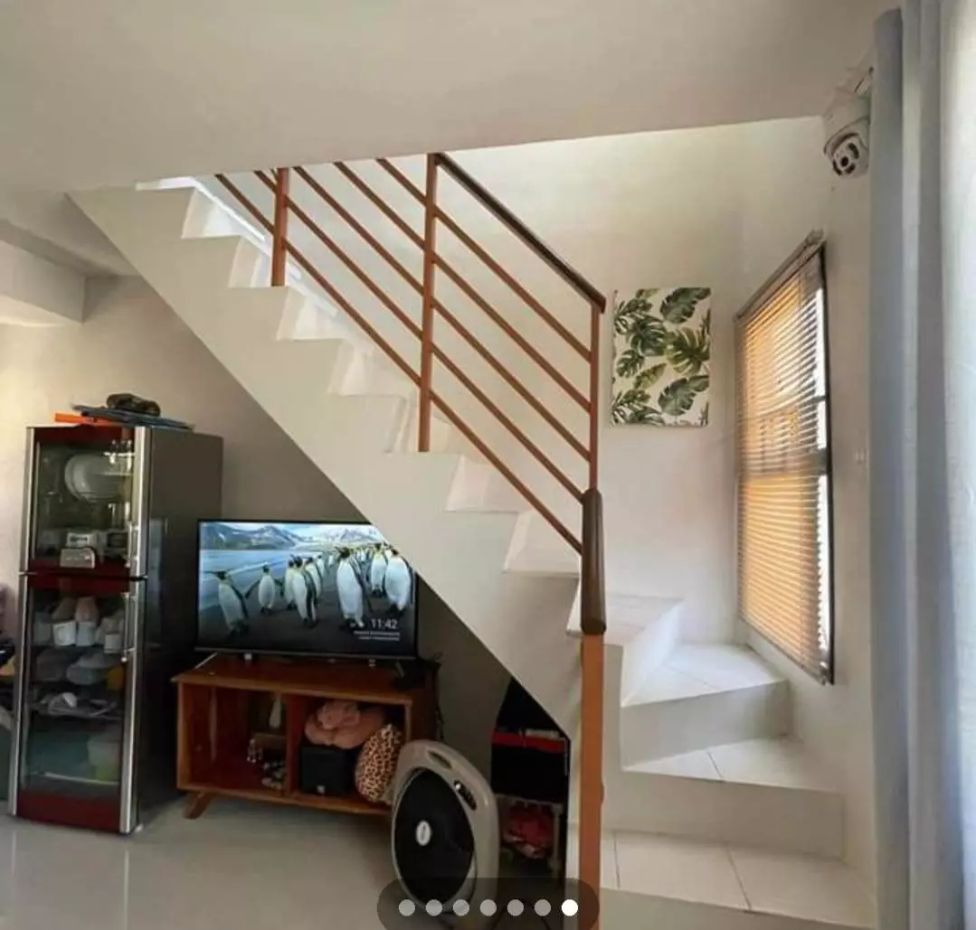 VERY RUSH SALE! 2 STOREY TOWNHOUSE! - photo 4