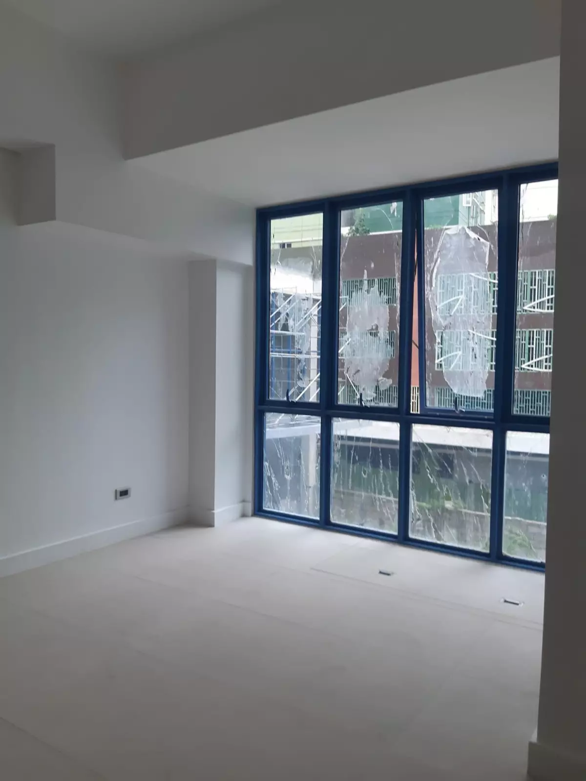 FOR SALE/ASSUME 1-BR UNIT CITY VIEW - photo 4