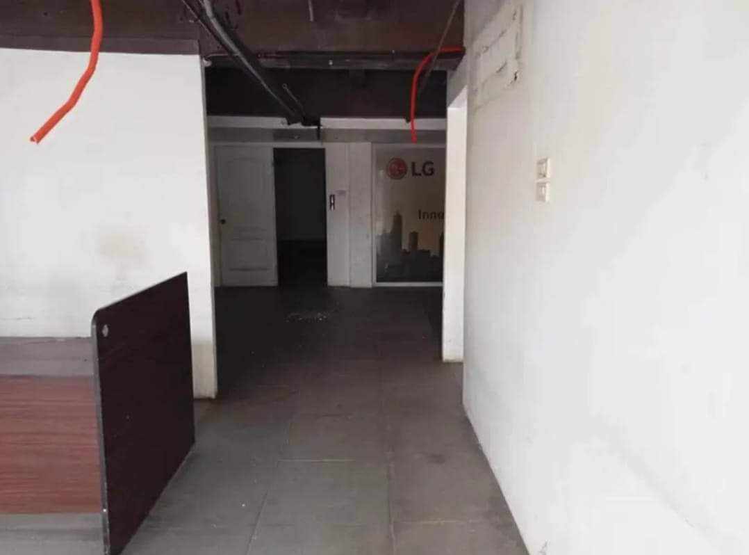 COMMERCIAL SPACE FOR RENT - photo 4