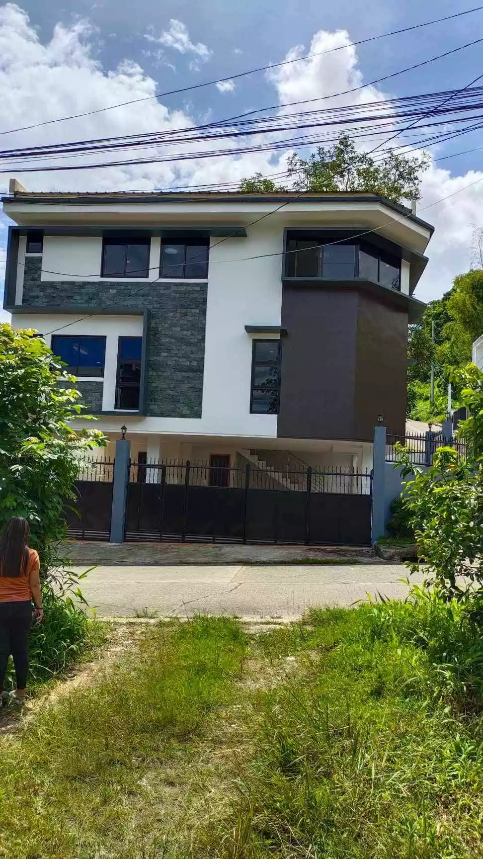 3-Storey Modern House and Lot with 4-car Garage in Talamban, Cebu — House and Lot in Upper Bacayan, Cebu City, Cebu — Photo 3