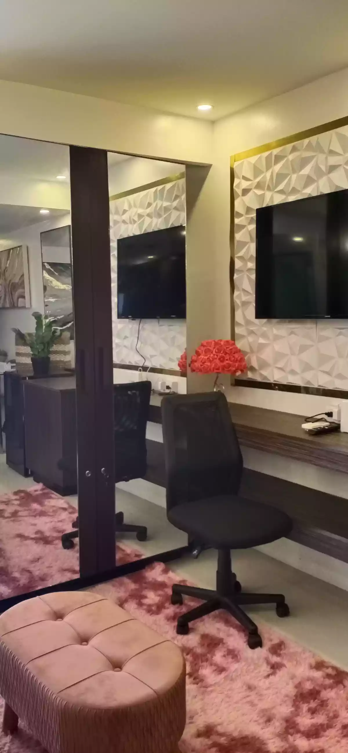 Spacious & Elegant Design Studio Unit at Cityscape Tower Mandaue City - photo 2