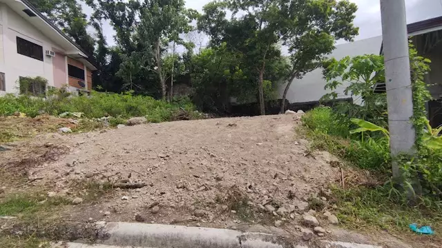 FOR SALE ~ 300 sqm Residential Lot in Consolacion — Residential Lot in Cebu, Philippines — Photo 4