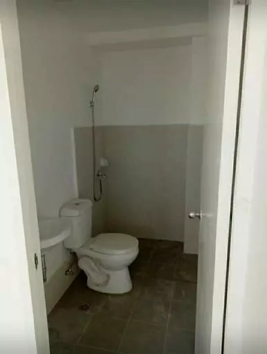 FOR ASSUME CONDO AT MODENA TOWNSQUARE! — Studio in Cebu, Philippines — Photo 6