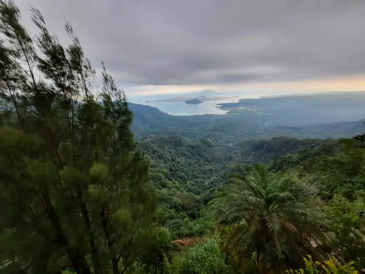 40has Superb Taal Lake Center view Lot - photo 3