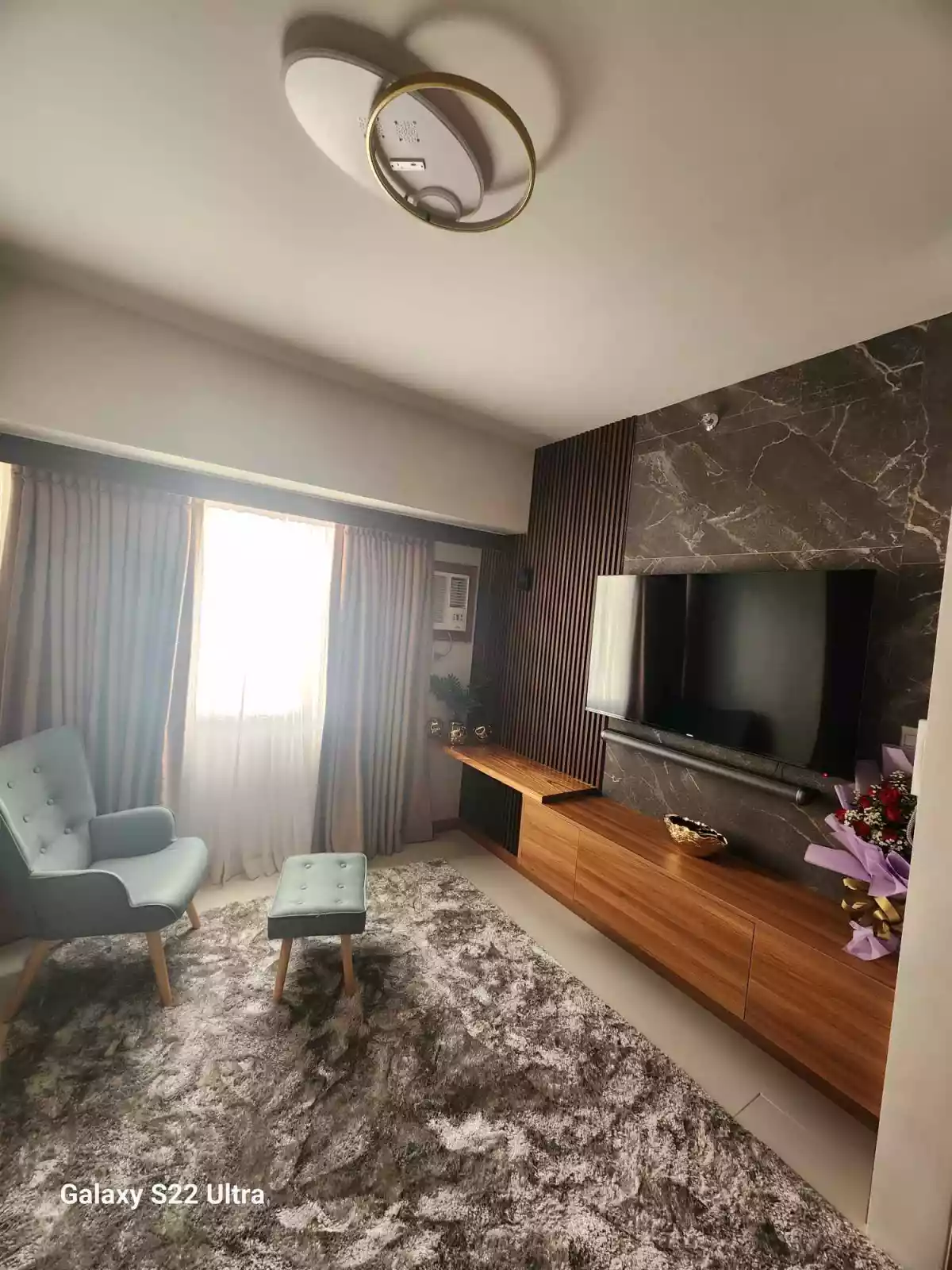Taft east gate 1 br for rent/sale