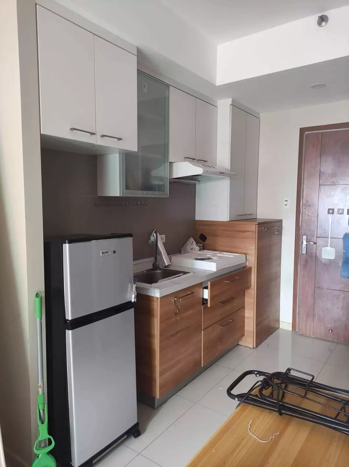 Sunshine 100 City Plaza - Studio Unit For Sale - PASALO — Studio in Pioneer Street, Mandaluyong, Metro Manila — Photo 2