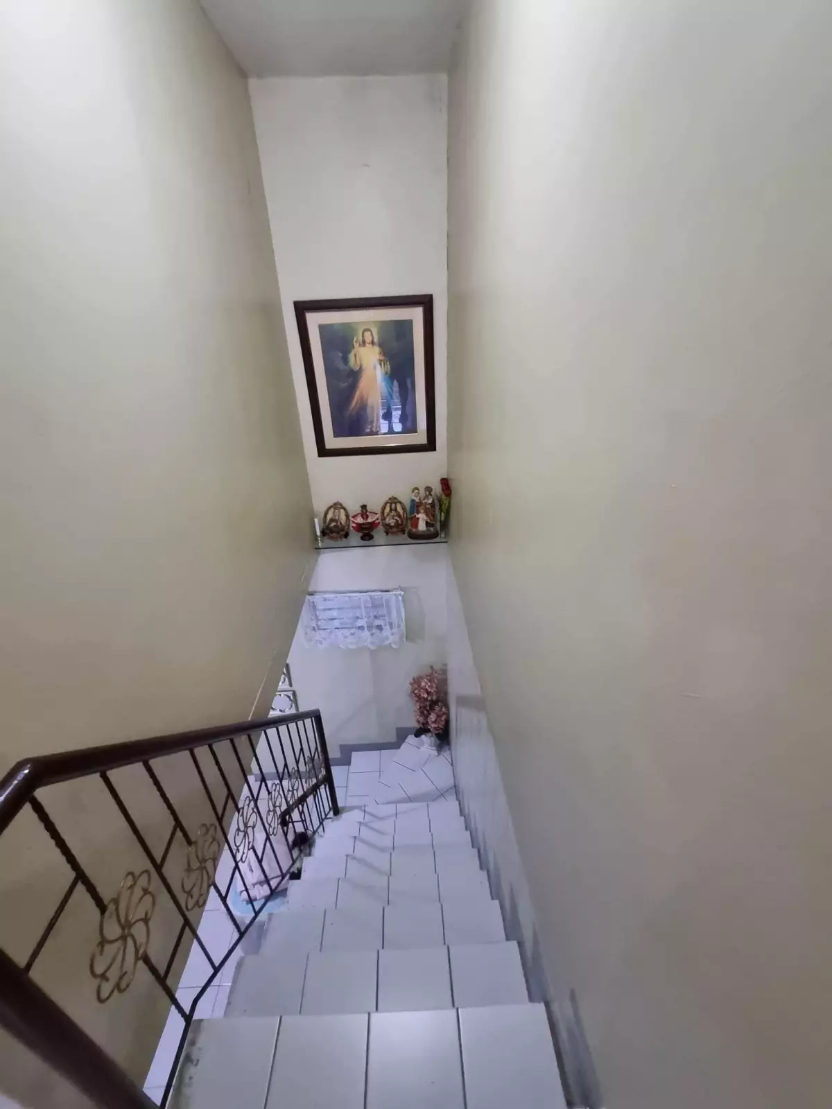 House and Lot for Sale — House and Lot in Minglanilla, Cebu, Philippines — Photo 6