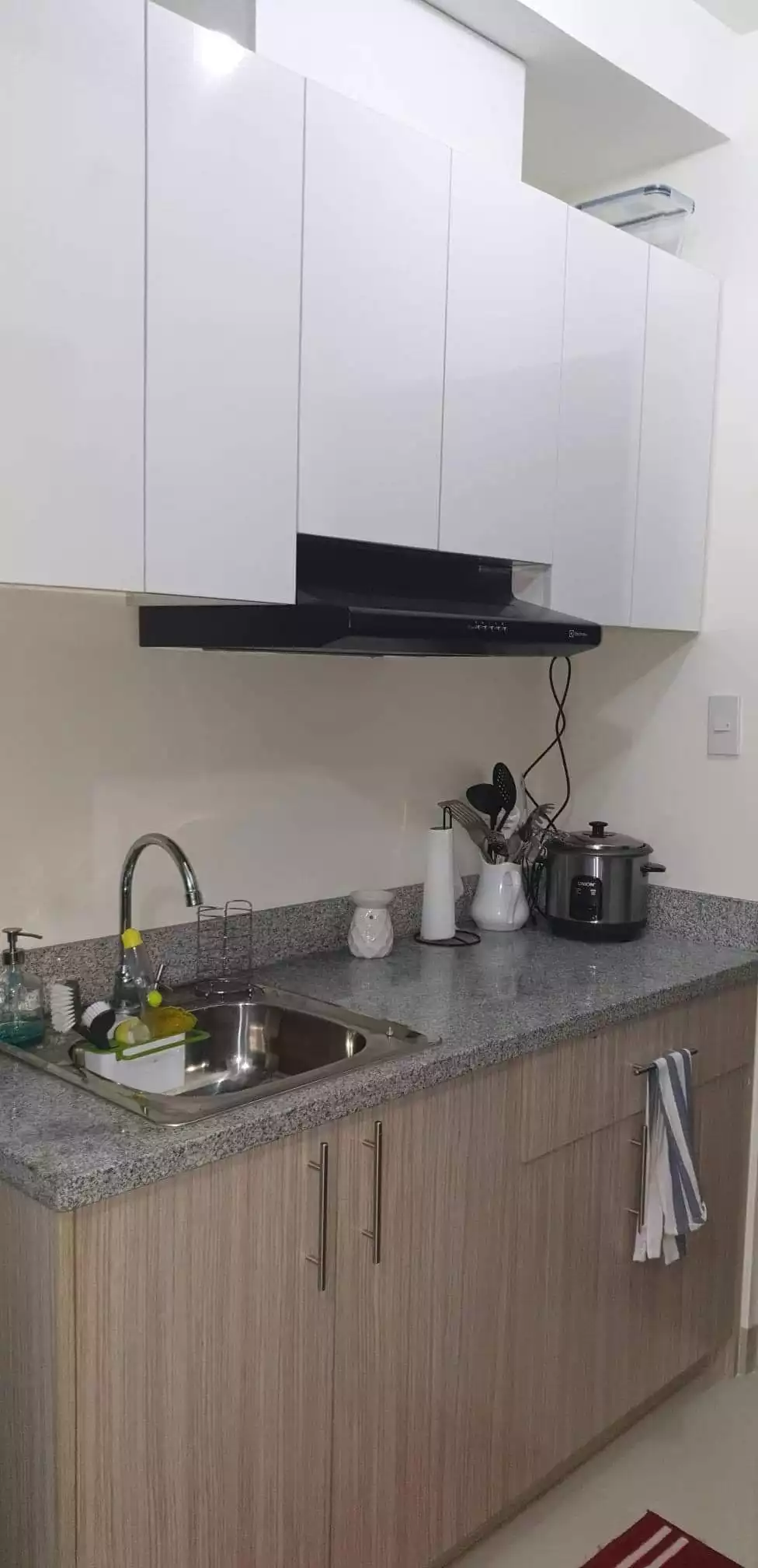 Rush Sale Condo Unit at Casa Mira Towers Labangon — Studio in Labangon, Cebu City — Photo 6