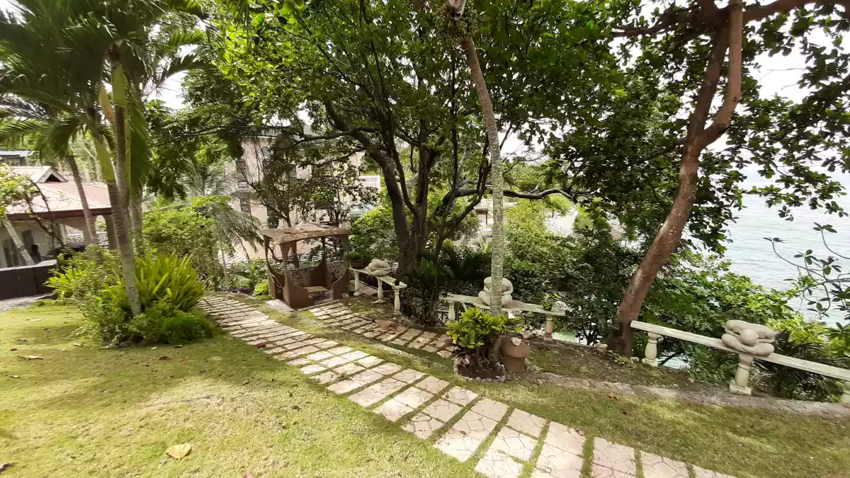 For Sale Vacation House and Lot in North-Borbon Cebu — House and Lot in Cebu, Philippines — Photo 4