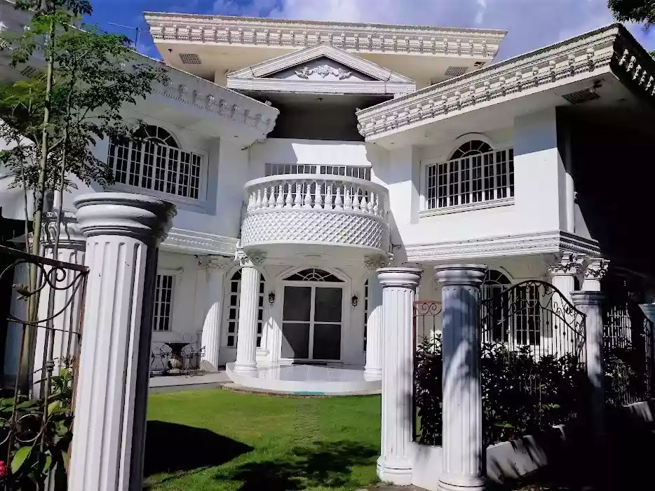  For rent 5 spacious bedrooms Furnished House and Lot  in Mandaue city Cebu