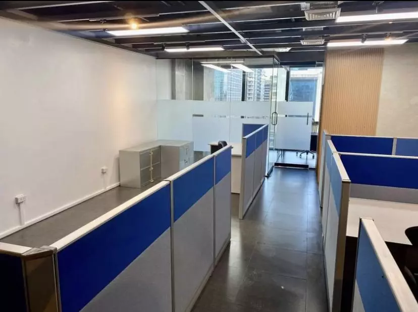 OFFICE FOR SALE IN BPI CORPORATE CENTER — Office in Cebu City, Cebu, Philippines — Photo 2