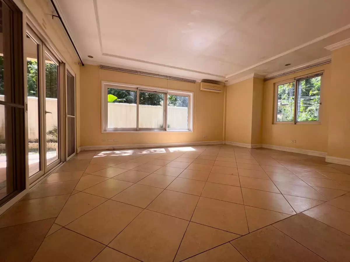 2 Storey House and Lot in Maria Luisa Estate Park For Sale - photo 3