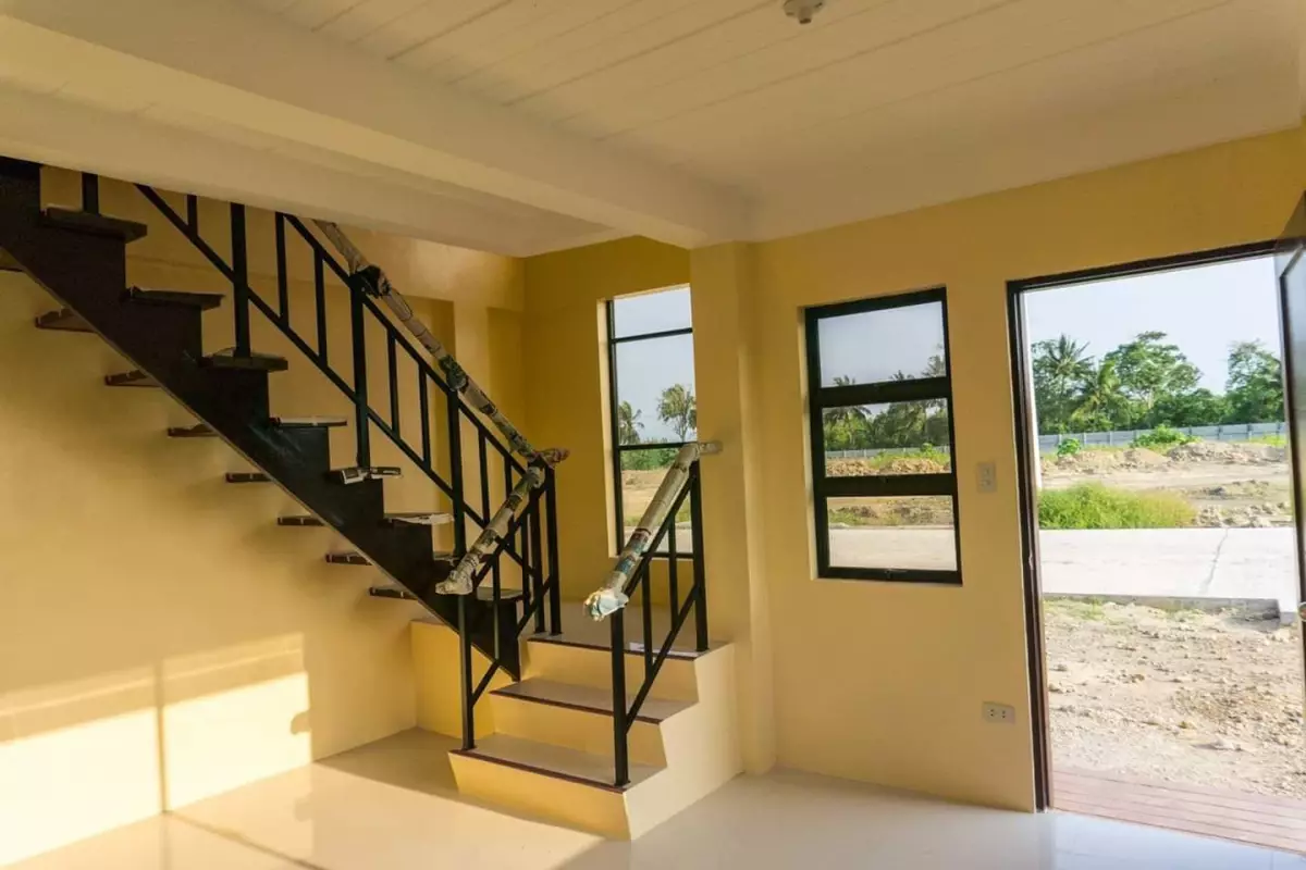 For assume PALM WOODS ALDER unit corner lot - photo 2