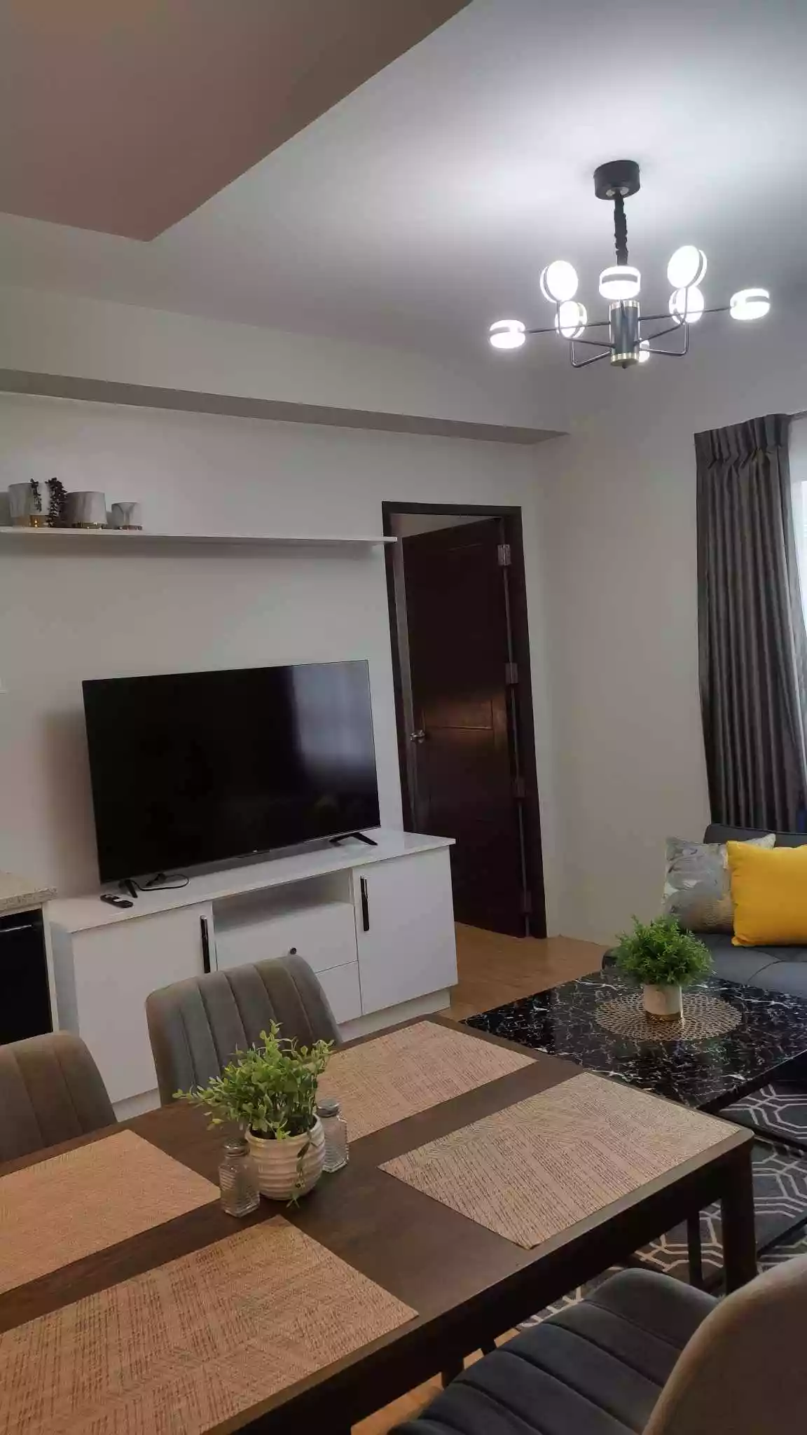 Open photo 13 of 21 — 40 sqm 1 bedroom Mivesa Garden Residences for rent fully furnished