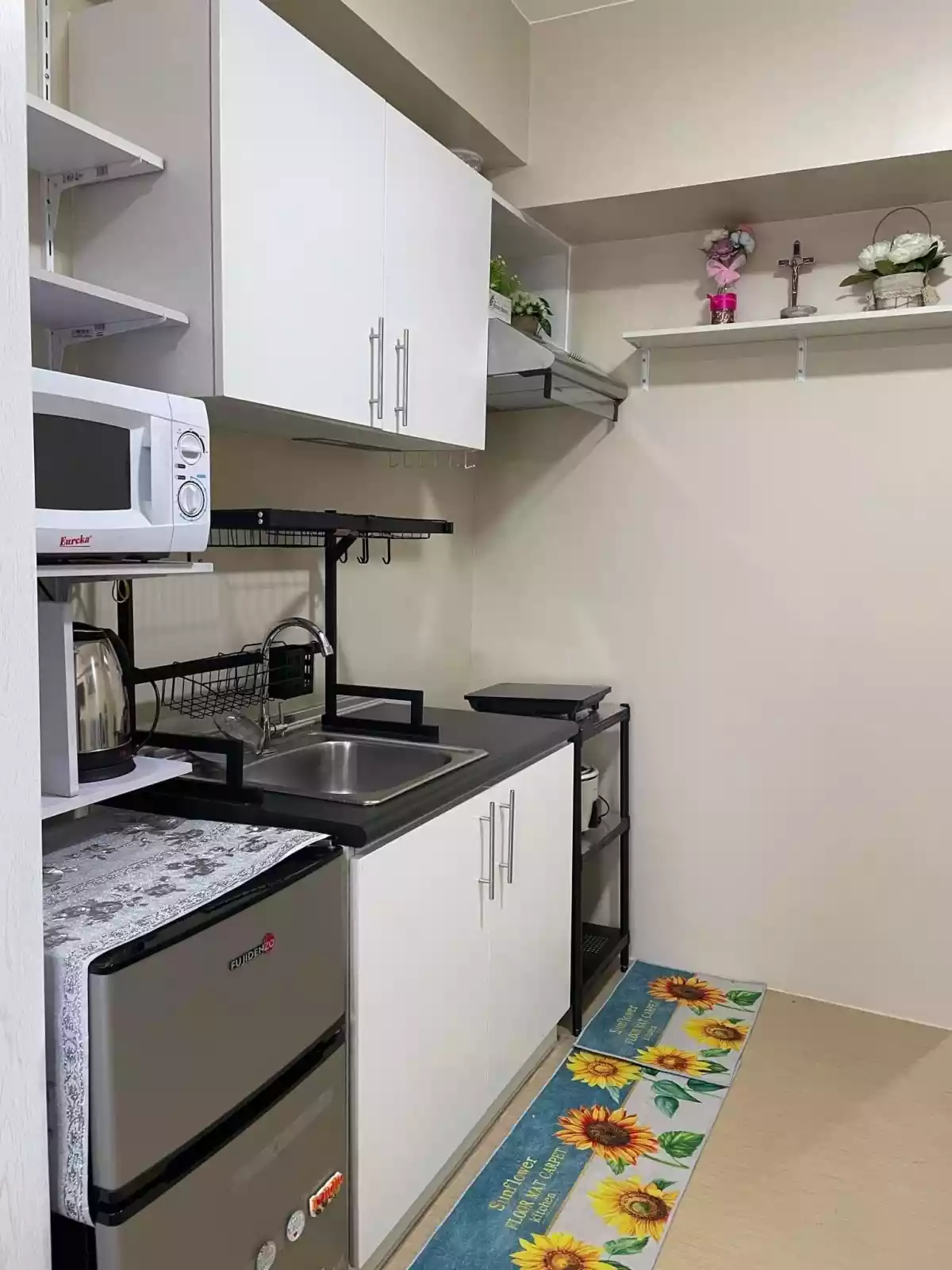 Studio 9th Flr — Studio in Iloilo City, Western Visayas, Philippines — Photo 6