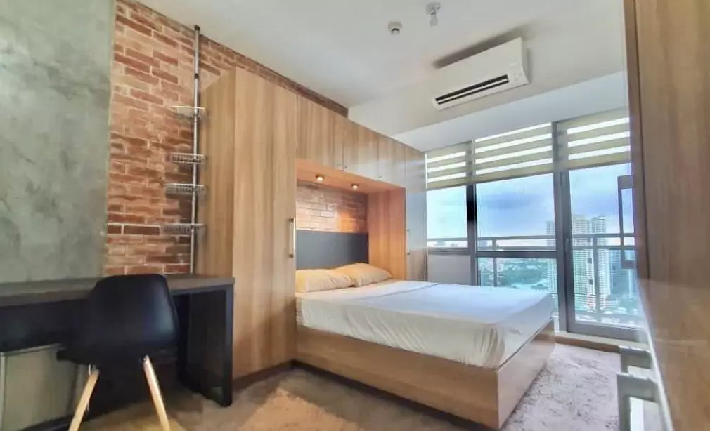 Acqua Private Residences 