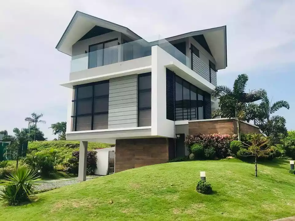 Panoramic Ocean View in Amara — Retirement House in Liloan, Cebu, Philippines — Photo 2