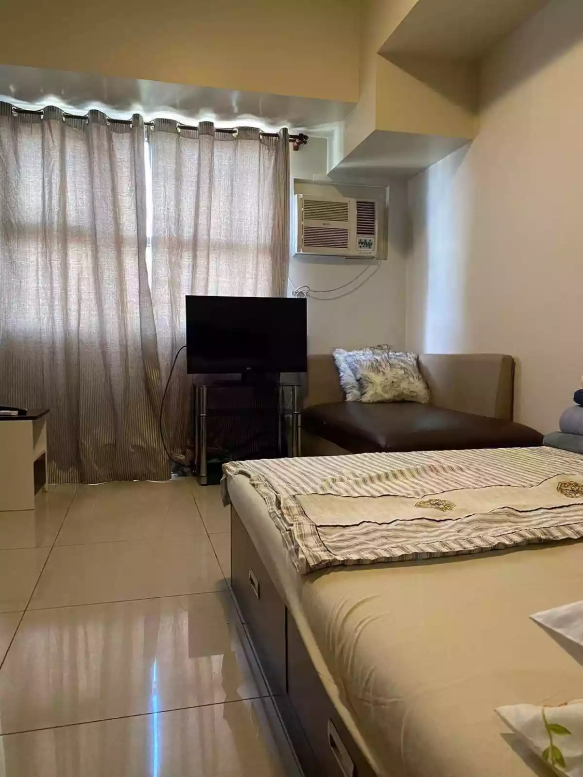 FULLY FURNISHED STUDIO UNIT AT HORIZONS 101 — Studio in Cogon Ramos, Cebu City, Cebu — Photo 3