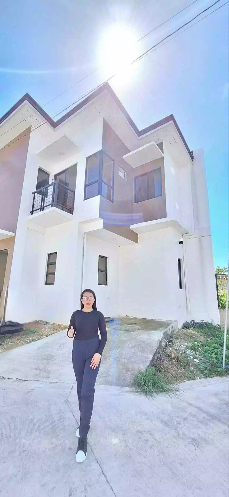 TWO-STOREY SINGLE ATTACHED HOUSE FOR RENT - photo 2