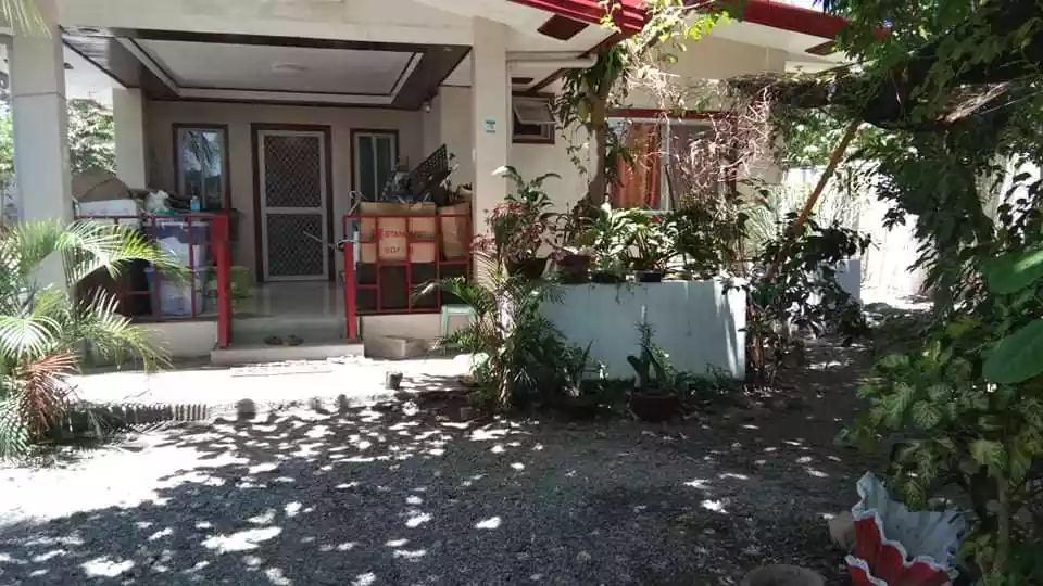 Fully-furnished 3 Bedroom House and Lot for rent - photo 6