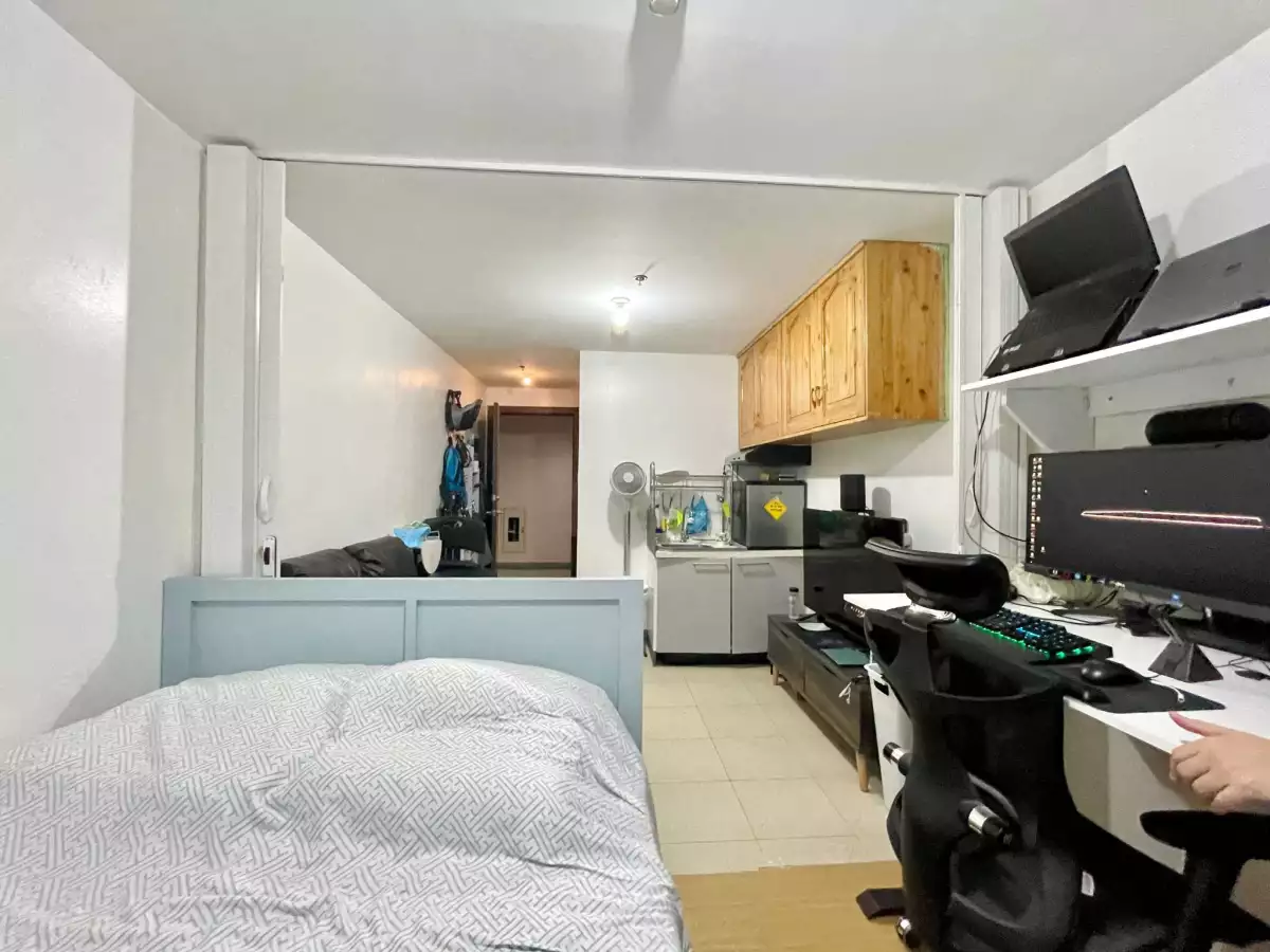 COZY 1BR UNIT FOR SALE at Ridgewood Towers   - photo 2