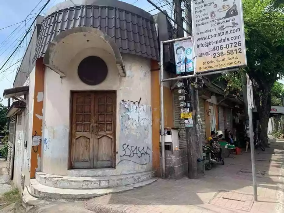 COMMERCIAL LOT & BUILDING FOR SALE IN BULACAO, CEBU CITY - photo 6