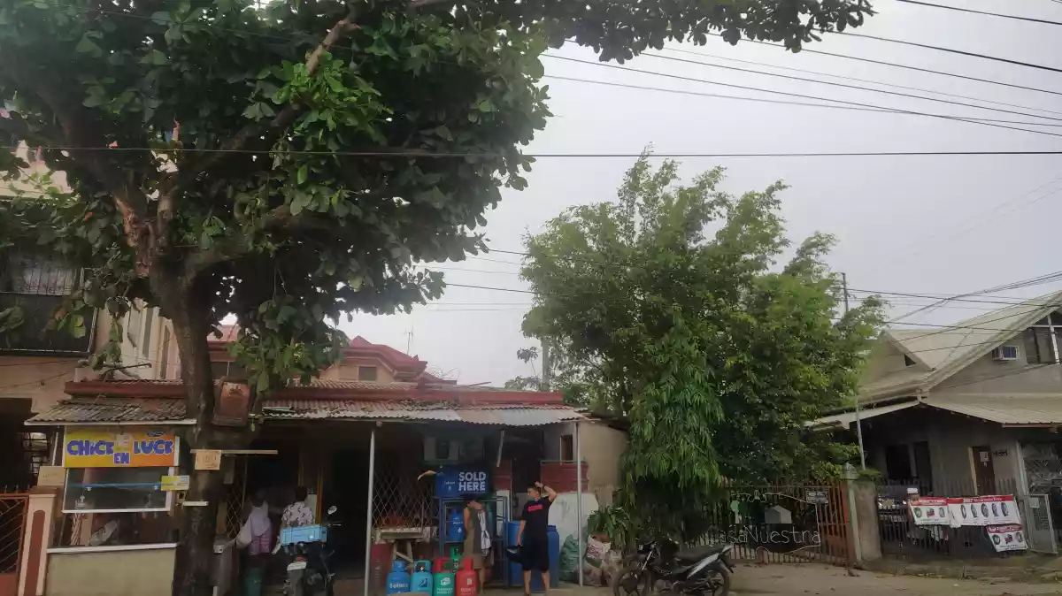 Hse &lot puede commercial front - photo 2