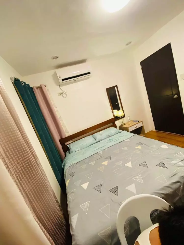 Rush Sale End Unit Townhouse for Sale or Assume in Minglanilla, Cebu  - photo 4