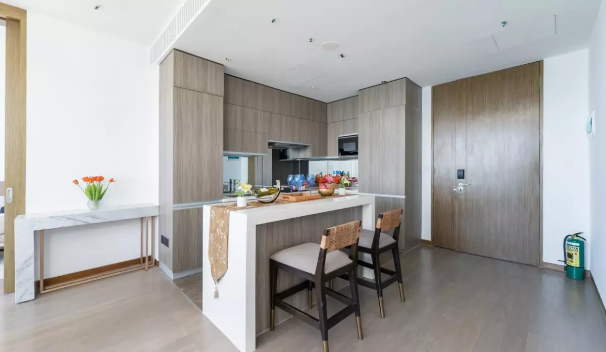 For Sale Condo in The Residences at Sheraton Mactan, Punta Engano — 1 Bedroom in Cebu — Photo 3