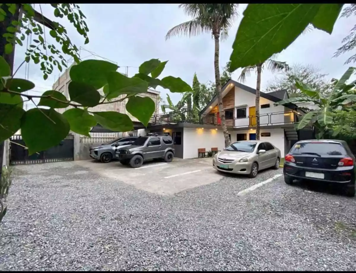 For Sale Income Generating 5-Door Apartment along Rabaya St., Cansojong near SRP Talisay - photo 2
