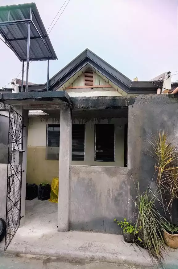 House & Lot in Lapu2x - photo 2