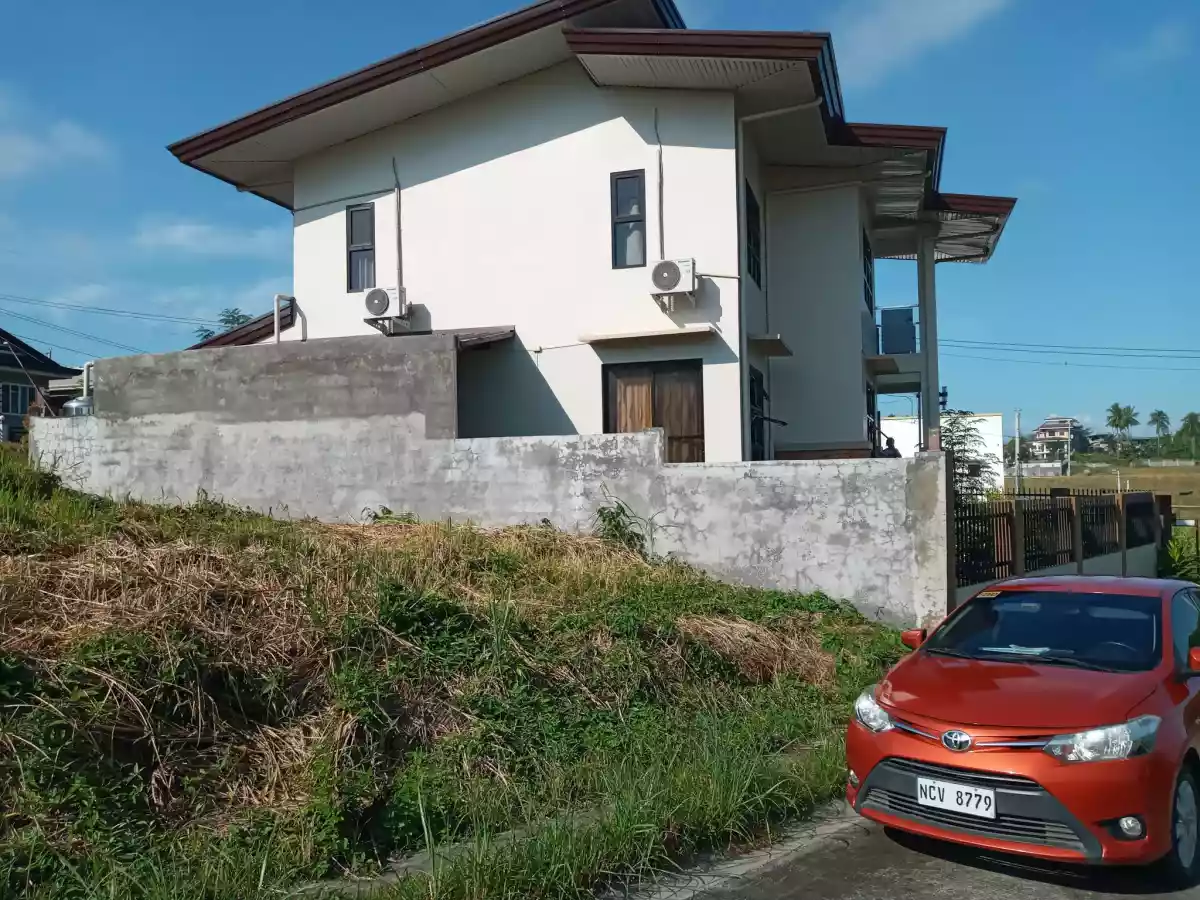 Two storey house for sale - photo 2