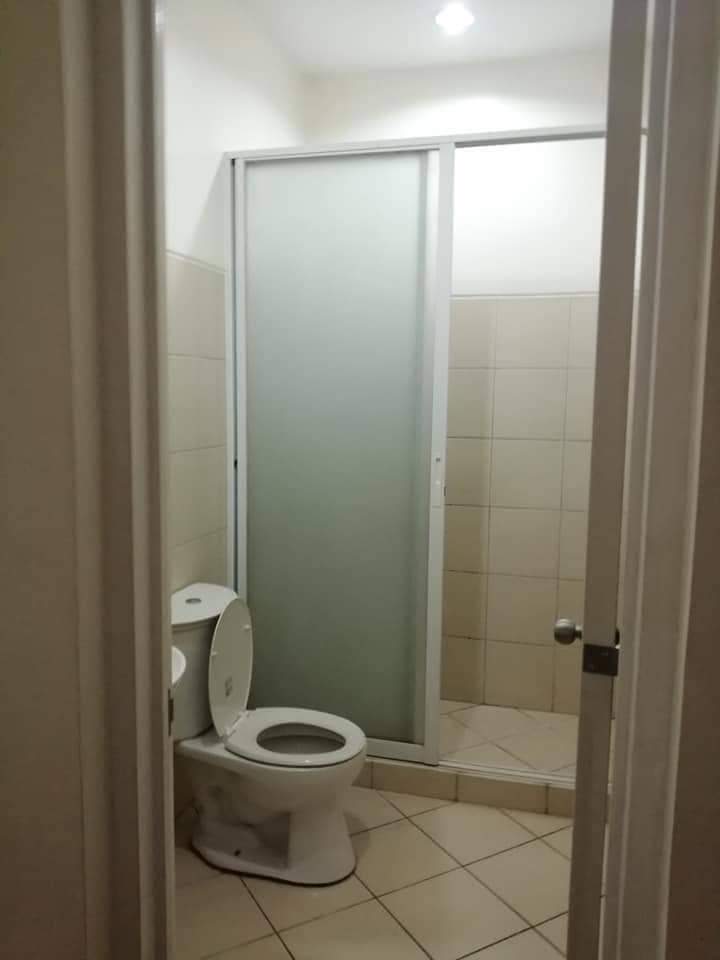 House and lot for rent n guadalupe  - photo 6