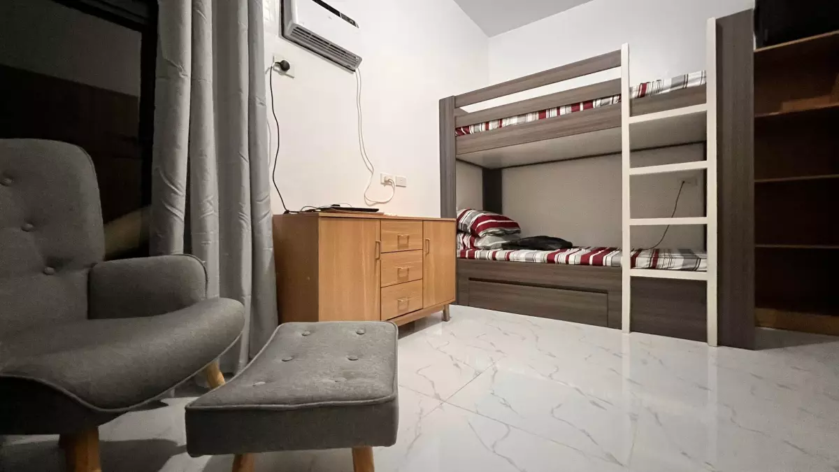Newly renovated, beautiful, fully furnished 1-BR at Royal Oceancrest Mactan — 1 Bedroom in Lapu-Lapu City, Cebu, Philippines — Photo 4