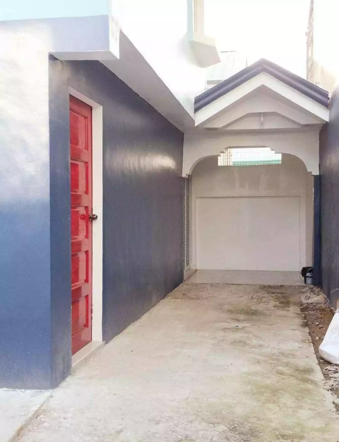 HOUSE AND LOT FOR SALE IN TABOK MANDAUE CITY, CEBU - photo 2