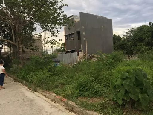 Titled Residential Lot Inside Subdivision