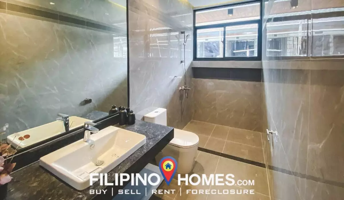 LUXURY TOWNHOUSE FOR SALE IN STA. MESA HEIGHTS QUEZON CITY — Townhouse in Quezon City, Metro Manila, Philippines — Photo 7