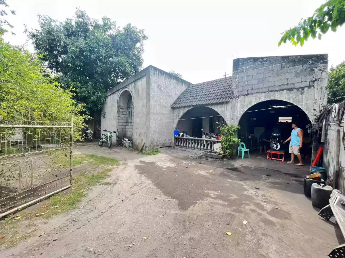 For Sale 400sqm House and Lot!