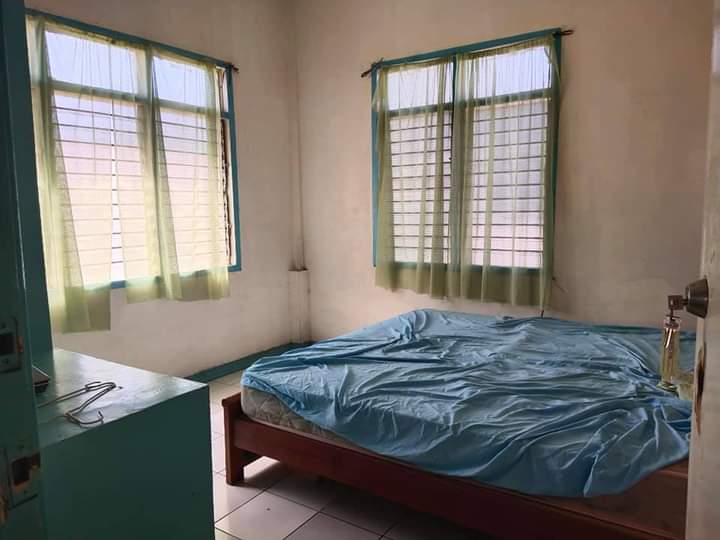 Open photo 14 of 18 — For sale Commercial Lot with house