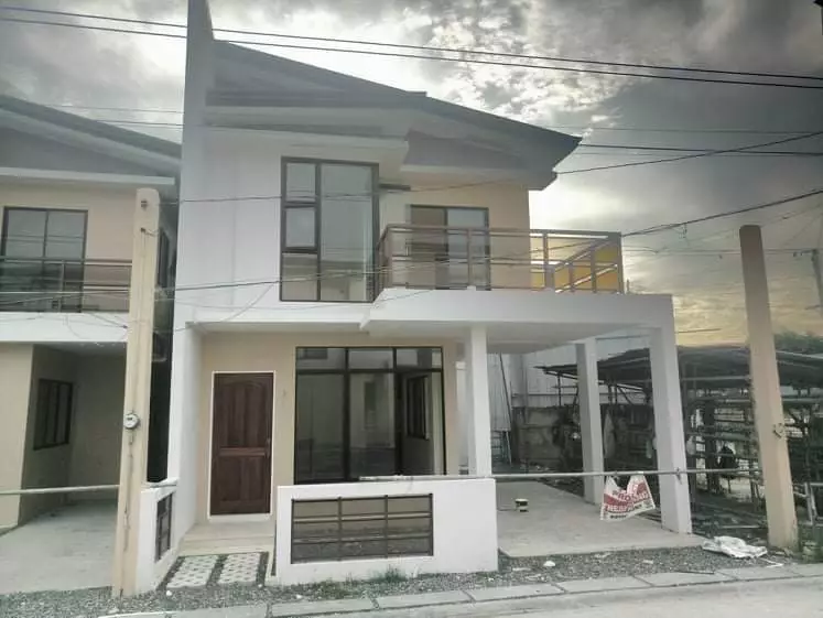 Rush Sale/Assume House and Lot in Boxhill - photo 3