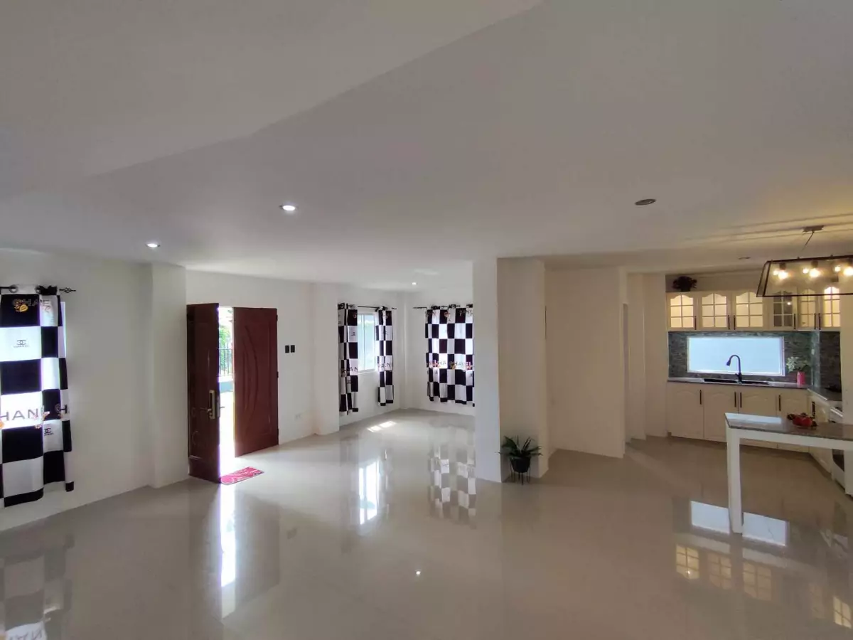FOR SALE NEWLY BUILT BEAUTIFUL 3 STOREY HOUSE and LOT w/ ROOF DECK and POOL — House and Lot — Photo 3