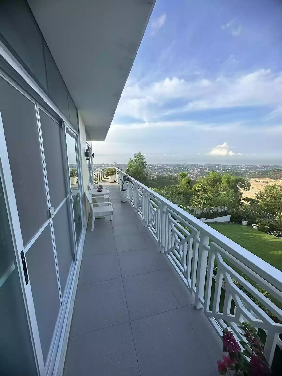 Open photo 13 of 14 — Overlooking Vista Grande House For Sale