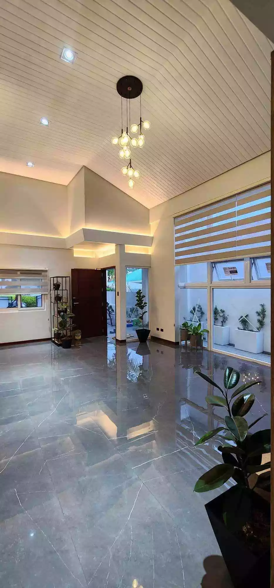 Open photo 12 of 20 — brandNew House For sale