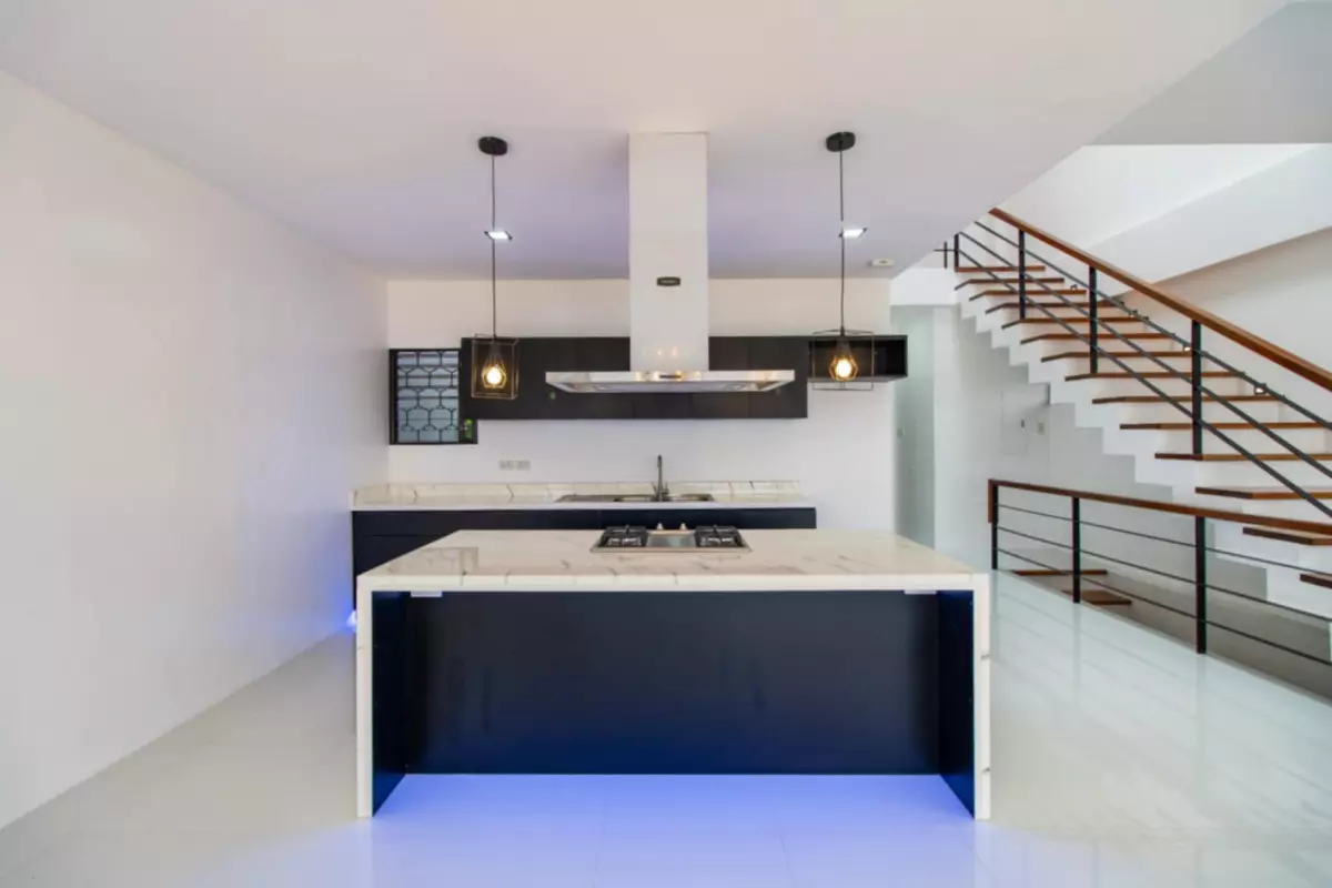 Open photo 16 of 18 — Single Detached Overlooking House in Talisay Cebu