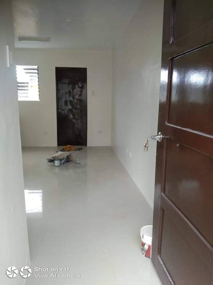 For Assume Townhouse B MID Unit in Casamira LInao Minglanilla Cebu - photo 3