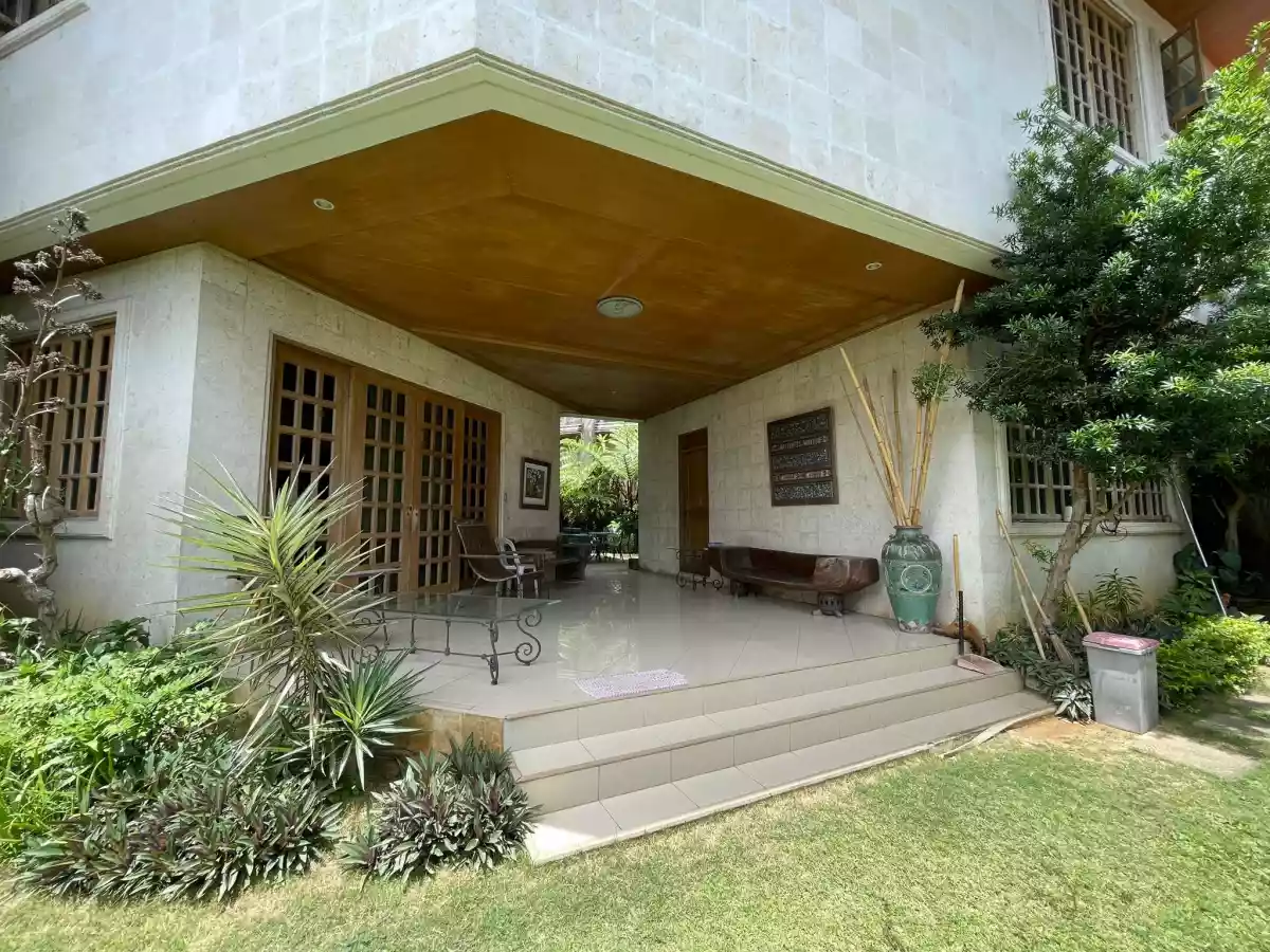4BR House & Lot in Talamban, Cebu City - photo 2