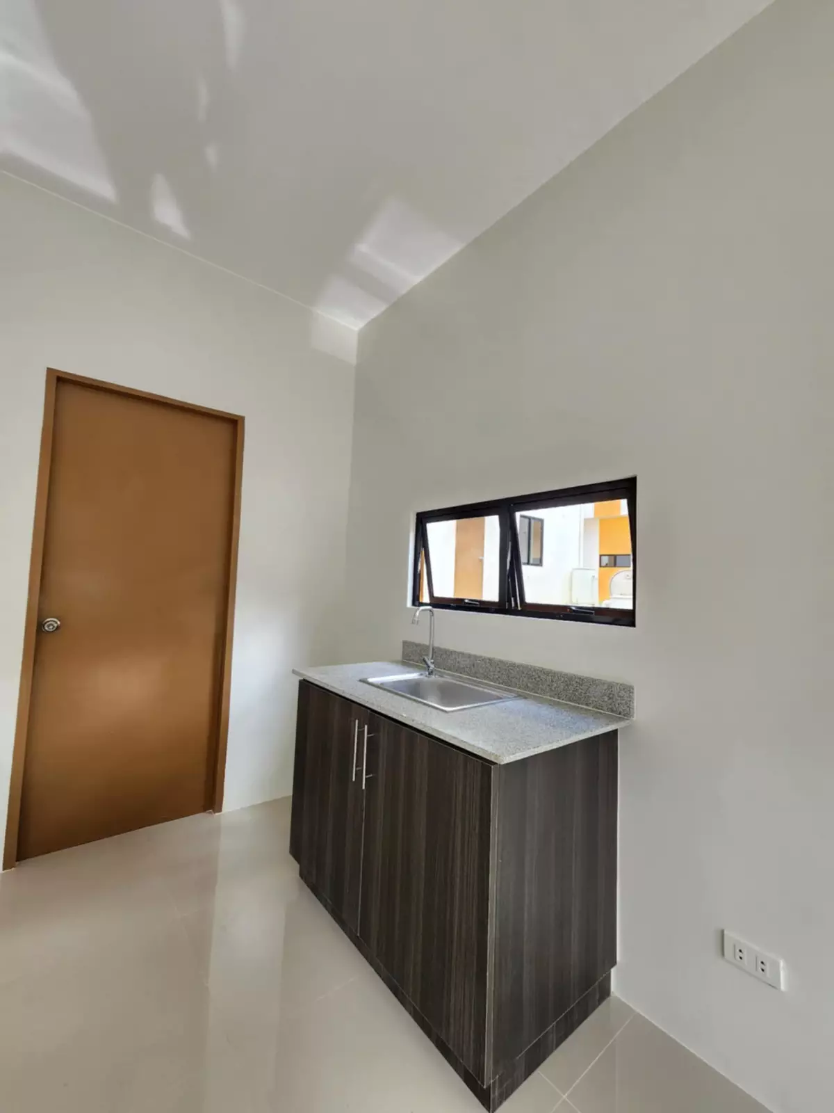 RENT TO OWN BRAND NEW SINGLE DETACHED HOUSE & LOT AT CASA MIRA LINAO EXPANSION PHASE 3, LINAO, MINGLANILLA, CEBU — House and Lot in Minglanilla, Cebu, 6046 — Photo 4