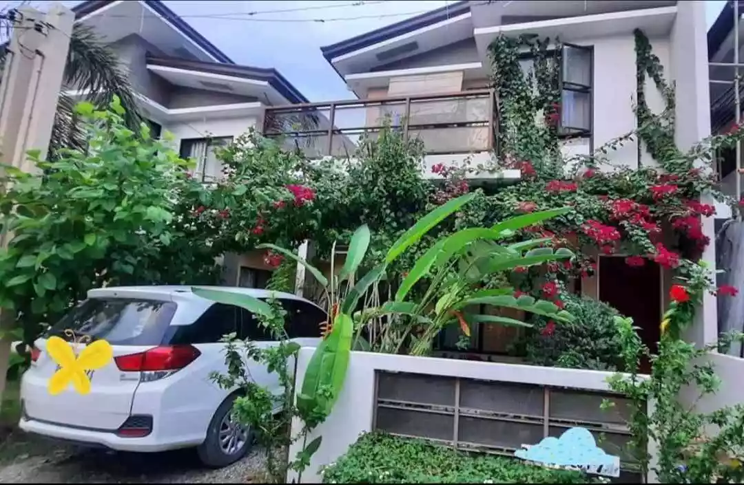 Alberlyn Box Hill Residences House and Lot for Sale — House and Lot in Talisay, Cebu, Philippines — Photo 2