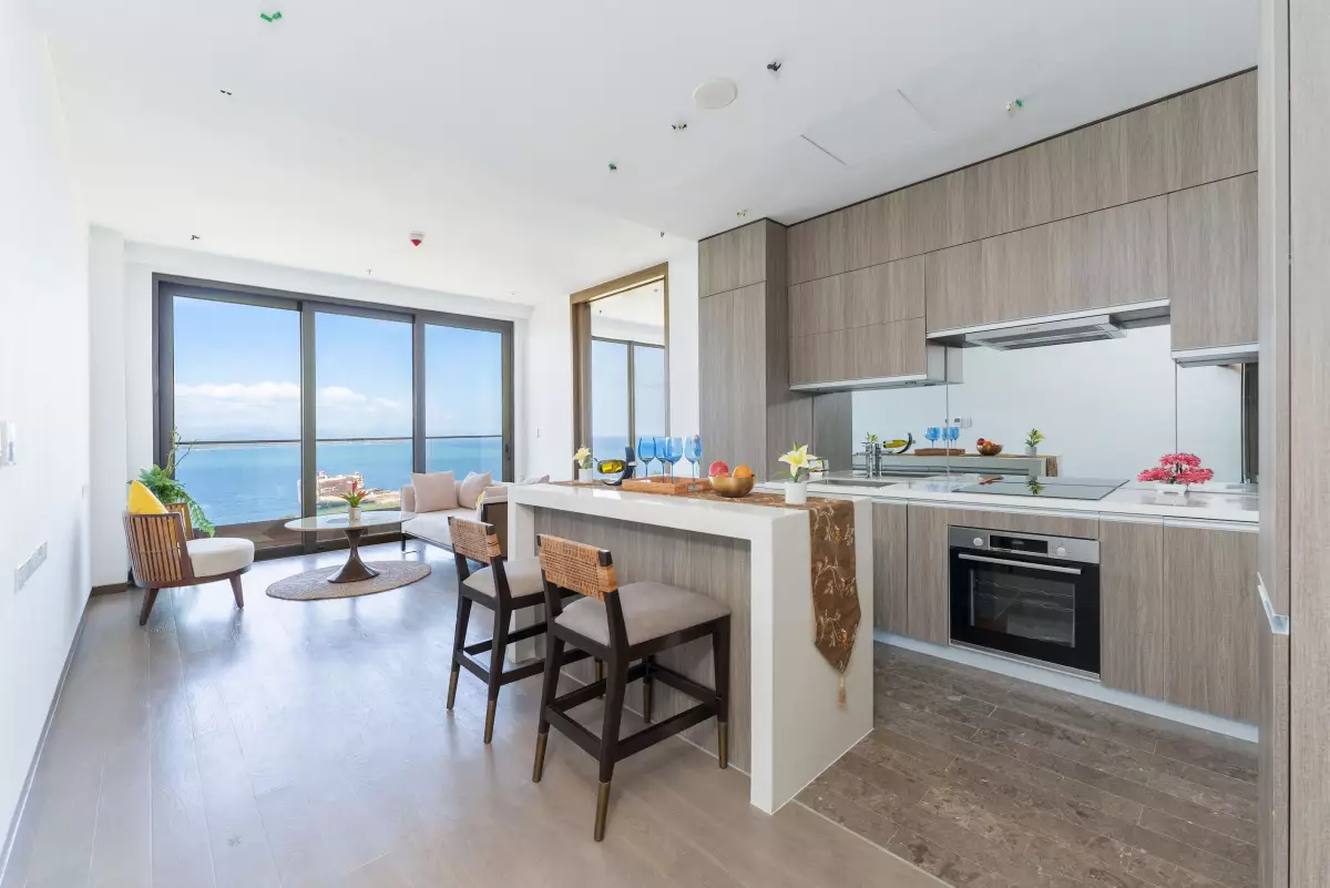 Sheraton 1bedroom with parking- The Residences