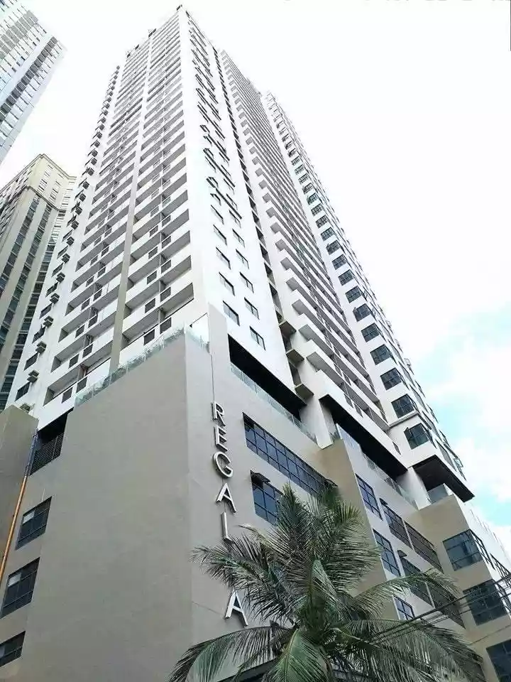 SMALL OFFICE SPACE FOR SALE IN THE REGALIA PARK TOWER C CUBAO QUEZON CITY — Office in Cubao, Quezon City, Metro Manila — Photo 3